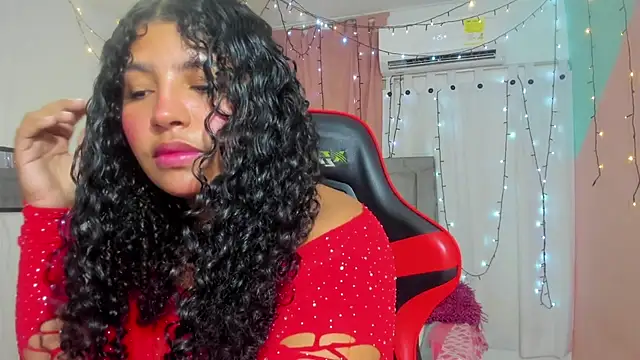 valentina 0  online show from 03-15-25, 06:36
