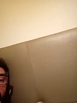 Snapshot of pana1978loco chatting on 10-03-25, 05:26 pana1978loco online show from 10-03-25, 05:26