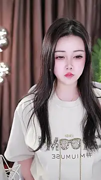 Qiaoqiao  online show from 01-11-25, 12:07