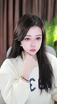 Qiaoqiao  online show from 01-18-25, 08:20