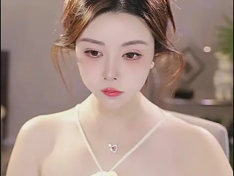 Qiaoqiao  online show from 01-31-26, 07:45