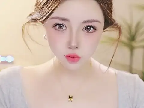 Snapshot of Qiaoqiao_ chatting on 04-07-26, 02:56 Qiaoqiao online show from 04-07-26, 02:56
