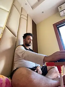 Snapshot of BengaliBabu_Rohan chatting on 12-22-24, 07:22 BengaliBabu Rohan online show from 12-22-24, 07:22