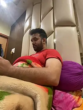 Snapshot of BengaliBabu_Rohan chatting on 12-23-24, 07:09 BengaliBabu Rohan online show from 12-23-24, 07:09