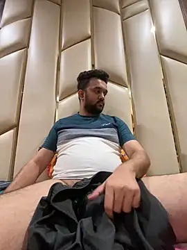 Snapshot of BengaliBabu_Rohan chatting on 12-26-24, 07:05 BengaliBabu Rohan online show from 12-26-24, 07:05