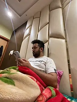 Snapshot of BengaliBabu_Rohan chatting on 01-01-25, 06:16 BengaliBabu Rohan online show from 01-01-25, 06:16