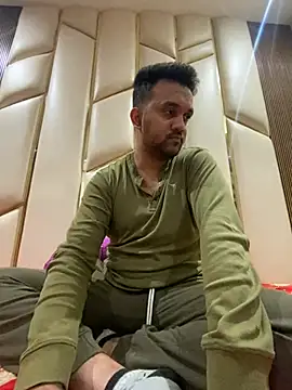 Snapshot of BengaliBabu_Rohan chatting on 01-10-25, 05:34 BengaliBabu Rohan online show from 01-10-25, 05:34