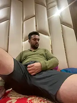 Snapshot of BengaliBabu_Rohan chatting on 01-25-25, 06:46 BengaliBabu Rohan online show from 01-25-25, 06:46