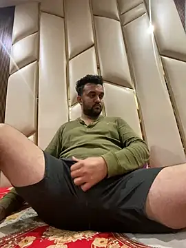 Snapshot of BengaliBabu_Rohan chatting on 01-26-25, 05:34 BengaliBabu Rohan online show from 01-26-25, 05:34