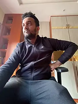 Snapshot of BengaliBabu_Rohan chatting on 01-28-25, 08:25 BengaliBabu Rohan online show from 01-28-25, 08:25