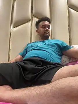 Snapshot of BengaliBabu_Rohan chatting on 12-14-25, 08:02 BengaliBabu Rohan online show from 12-14-25, 08:02