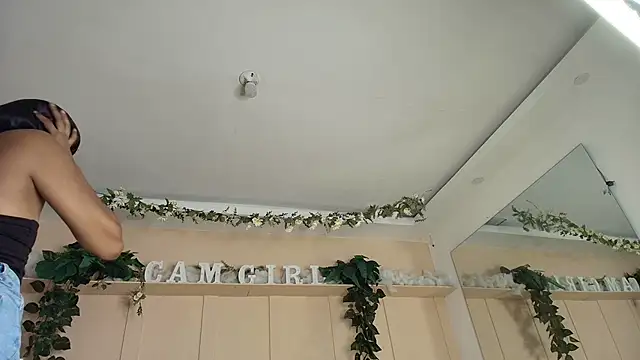 flavia cruz online show from 06-10-26, 12:15