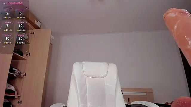 mirida fox online show from 03-01-25, 12:28