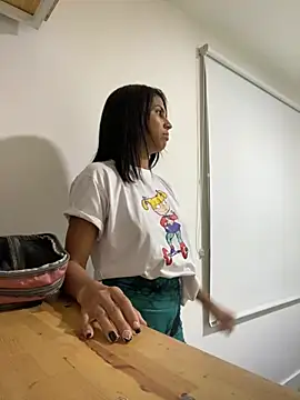 Snapshot of sharonmiller_2_ chatting on 02-28-25, 11:34 sharonmiller 2 online show from 02-28-25, 11:34