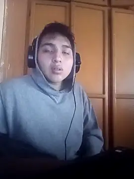 LoganFinds online show from 11-25-25, 01:44