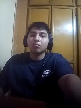 LoganFinds online show from 12-21-25, 03:57