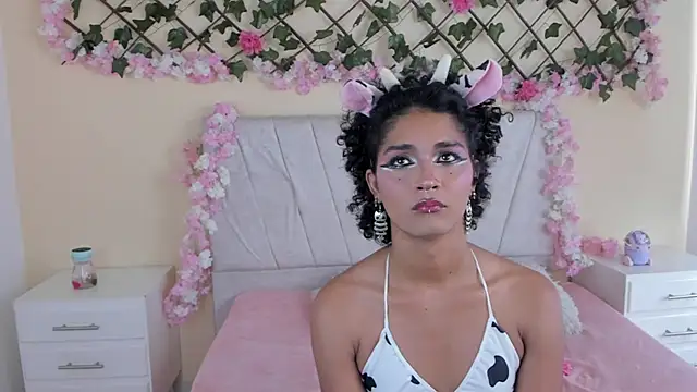 Snapshot of baby_kaliope chatting on 12-11-24, 01:28 baby kaliope online show from 12-11-24, 01:28