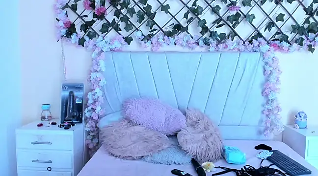 Snapshot of baby_kaliope chatting on 03-15-25, 03:06 baby kaliope online show from 03-15-25, 03:06