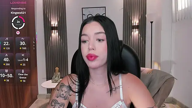 zoee jackson online show from 06-01-26, 07:37