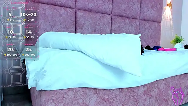 LilitRobins online show from 12-14-24, 08:08