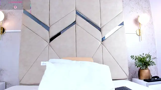 LilitRobins online show from 09-27-25, 09:31