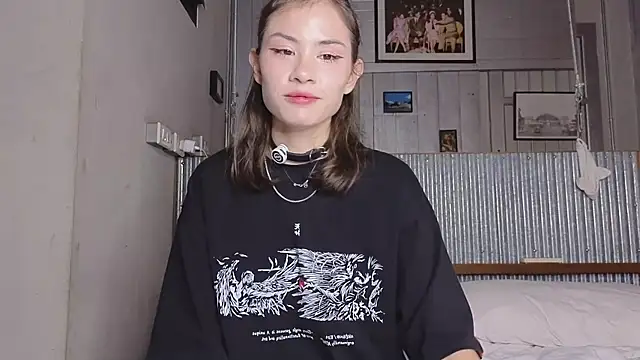 alicekiit online show from 04-04-26, 05:43