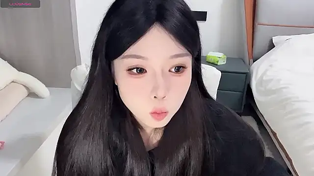 Q-ing online show from 12-08-24, 01:03