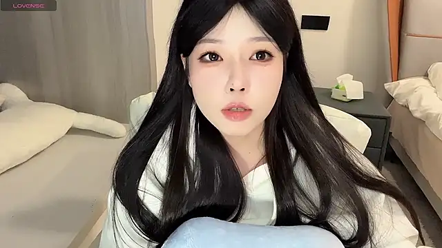 Q-ing online show from 12-31-24, 09:39