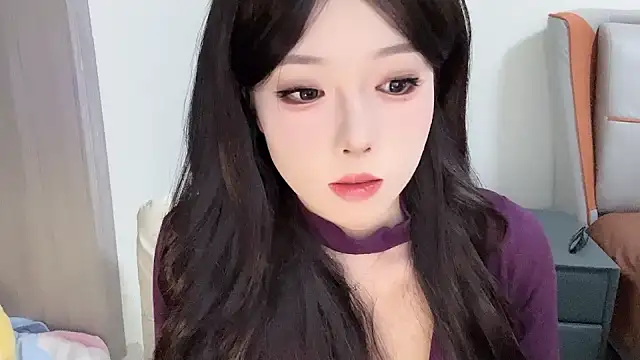 Q-ing online show from 02-10-25, 02:16