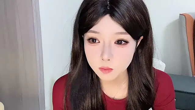 Q-ing online show from 02-13-25, 01:37