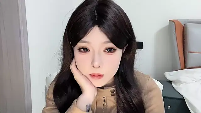 Q-ing online show from 02-14-25, 02:12