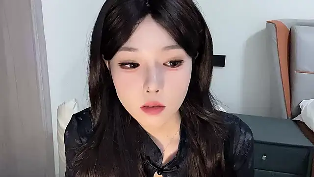 Q-ing online show from 02-15-25, 04:56