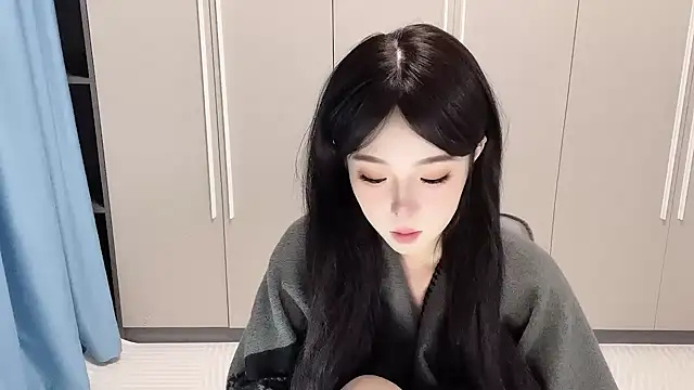 Q-ing online show from 11-04-25, 12:48