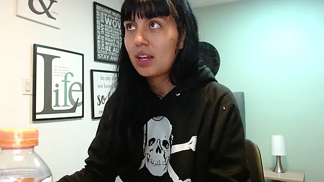 amy adams1 online show from 02-13-25, 04:54