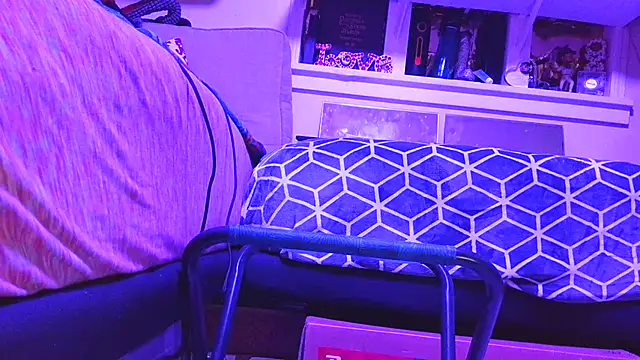 0SEANX online show from 06-12-26, 08:13
