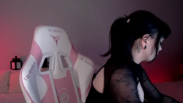 Snapshot of meowceline chatting on 02-24-26, 10:46 meowceline online show from 02-24-26, 10:46