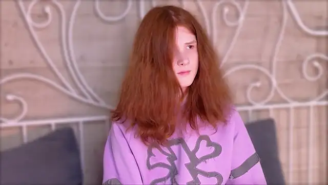 Snapshot of ZaynGraham chatting on 11-02-25, 11:23 ZaynGraham online show from 11-02-25, 11:23