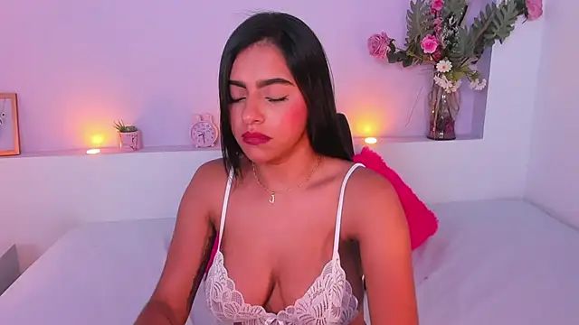 AmyBarton02 online show from 12-13-24, 06:38