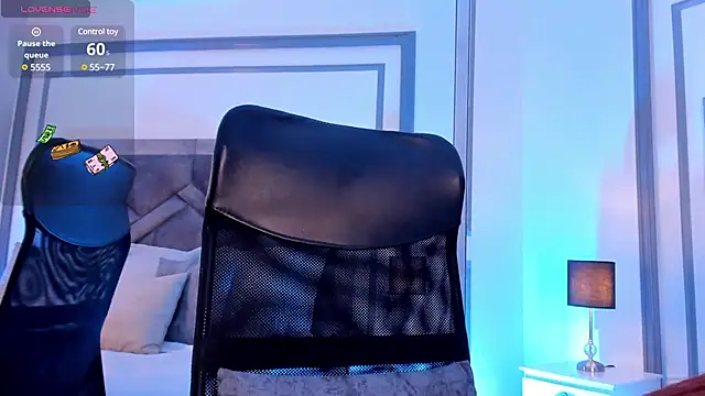 TaniaSmith1 online show from 02-03-25, 10:21