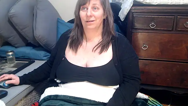 Snapshot of ladyscarlotta chatting on 01-14-25, 07:53 ladyscarlotta online show from 01-14-25, 07:53