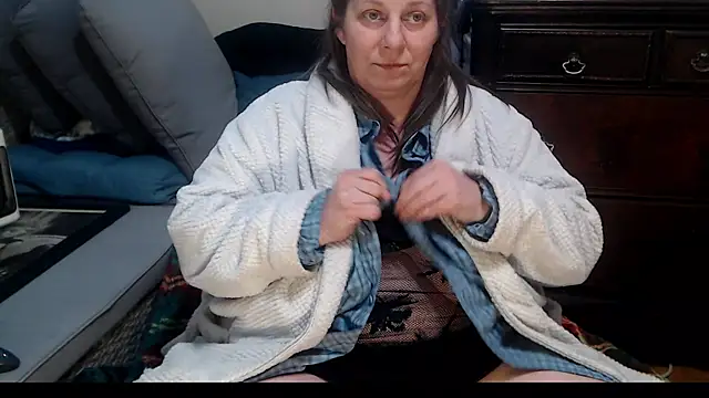 Snapshot of ladyscarlotta chatting on 01-23-25, 11:36 ladyscarlotta online show from 01-23-25, 11:36