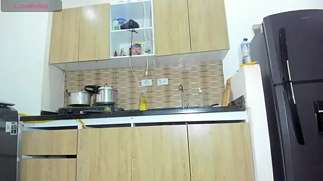 Snapshot of Tsblackxx chatting on 02-09-25, 09:28 Tsblackxx online show from 02-09-25, 09:28