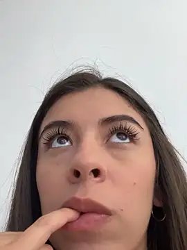 AmmyCollinsW online show from 02-05-25, 06:04