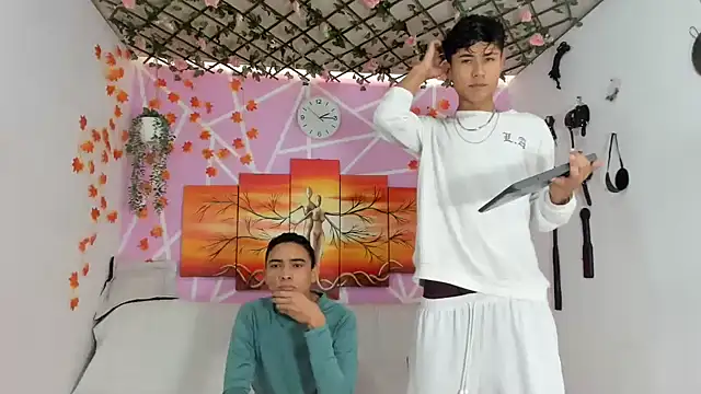 Fresahot2005 online show from 02-15-25, 07:17