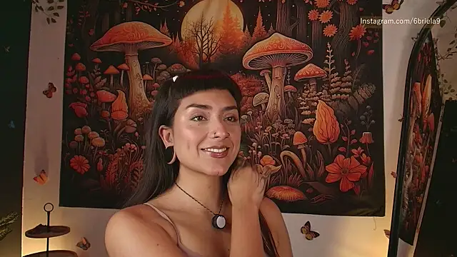 6Briela9  online show from 05-15-26, 06:15