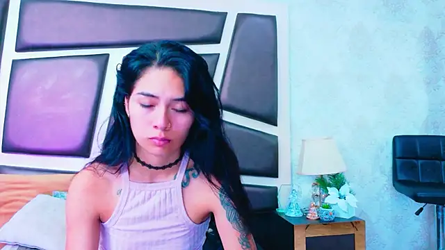 NicoleEsposito online show from 06-15-26, 12:51