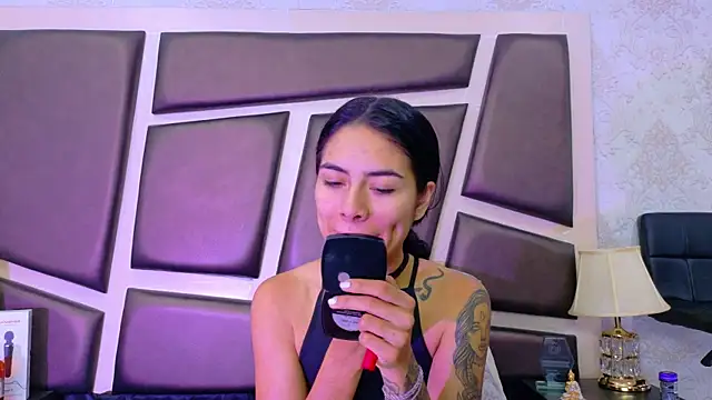 NicoleEsposito online show from 06-26-26, 12:53