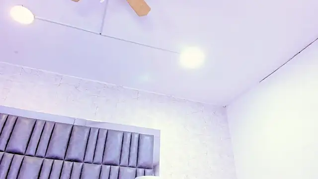 AlisonJaimes online show from 03-01-25, 03:05