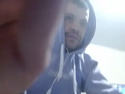 camiloking1720 online show from 02-02-25, 09:51