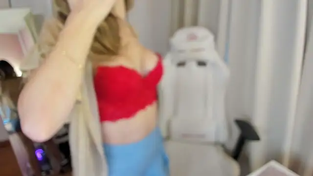 Selena Rase online show from 01-20-25, 09:24